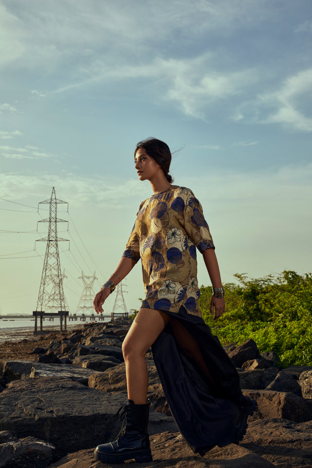 Sunfollower (Pure Tencel Satin T-Shirt Style Shirt) - AddysForMen®️