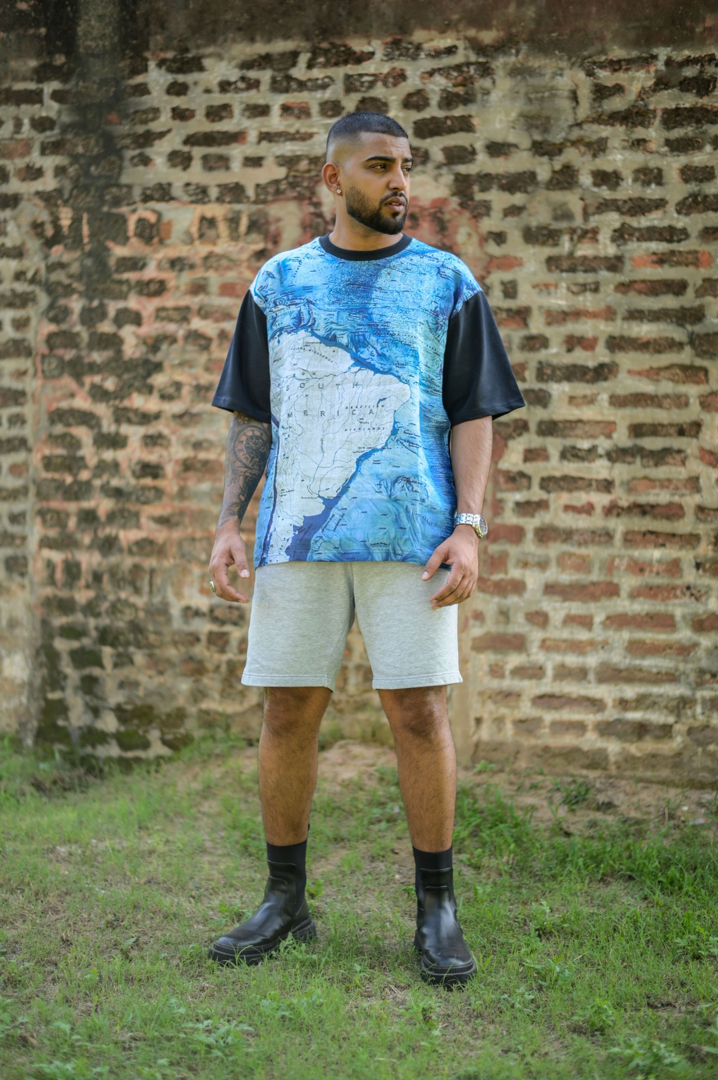 Whispering Whirlwind (Oversize Linen T-Shirt) – AddysForMen®️