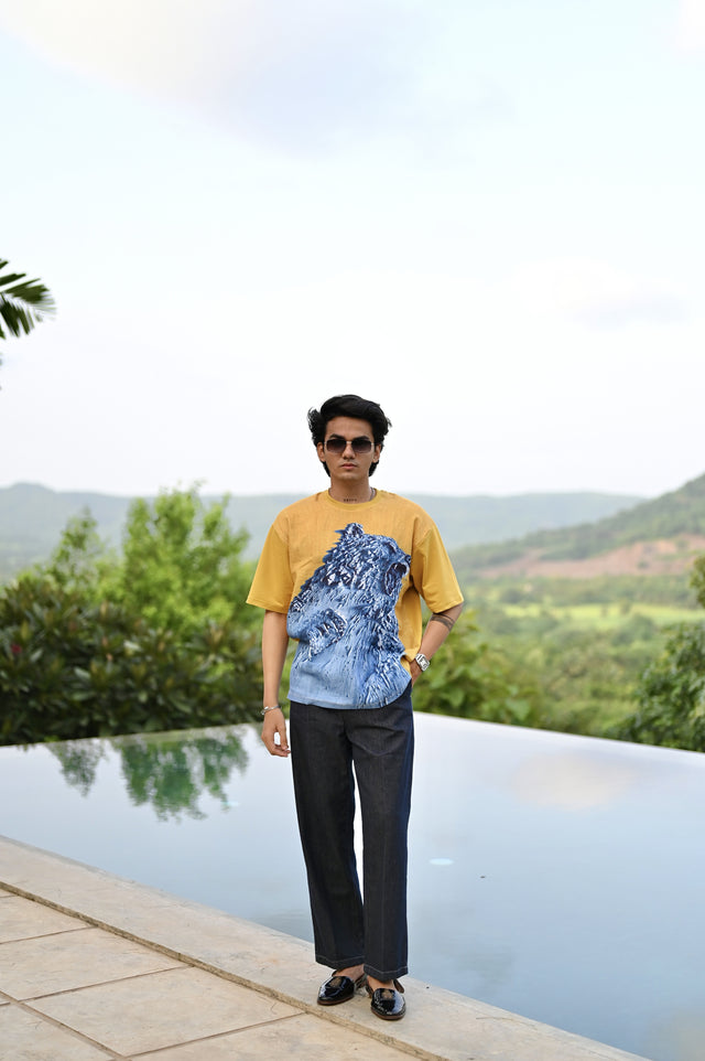 "Fearless Grizzy : Powerfull nature of 3D bear Oversize Linen Tshirt"