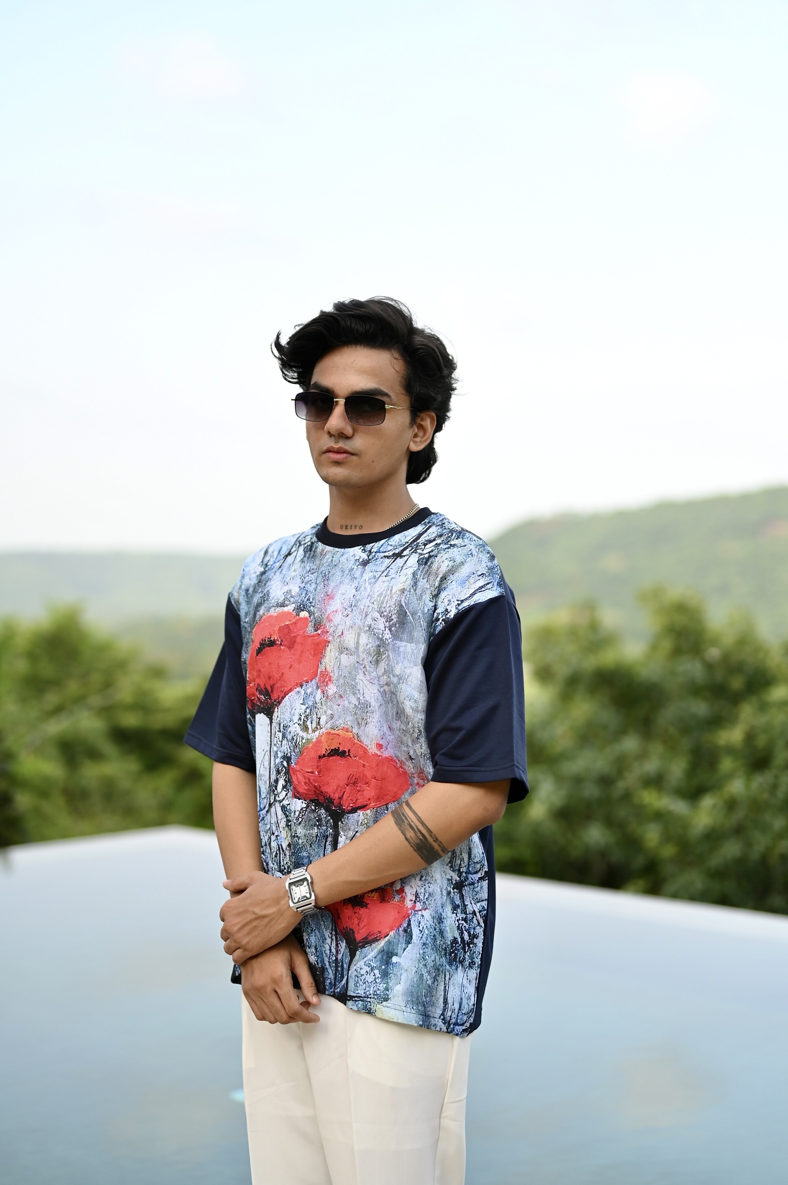 "Vibrant Symphony : A harmonious blend of blue and red Oversize Linen Tshirt"