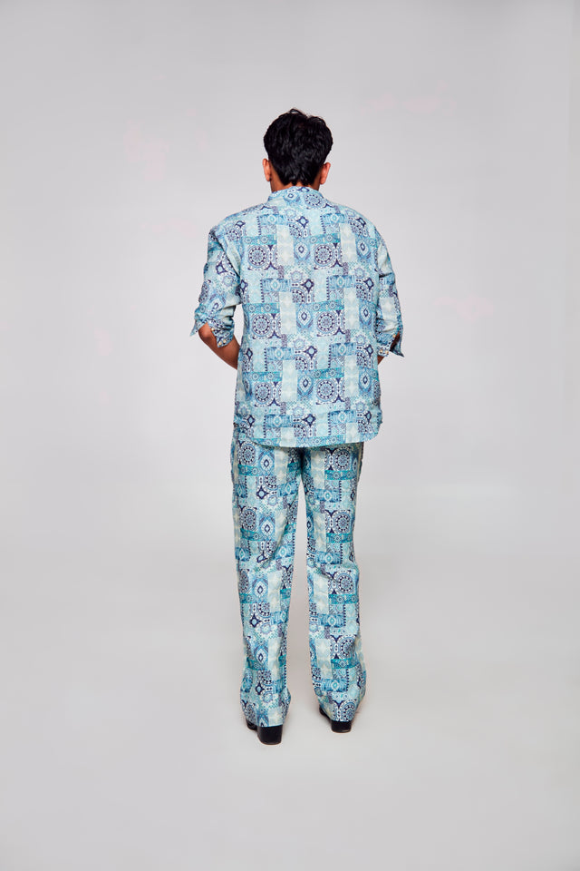 Screen Sleek : The Contemporary 3/4 Sleeve Pure Linen Kurta Style Shirt