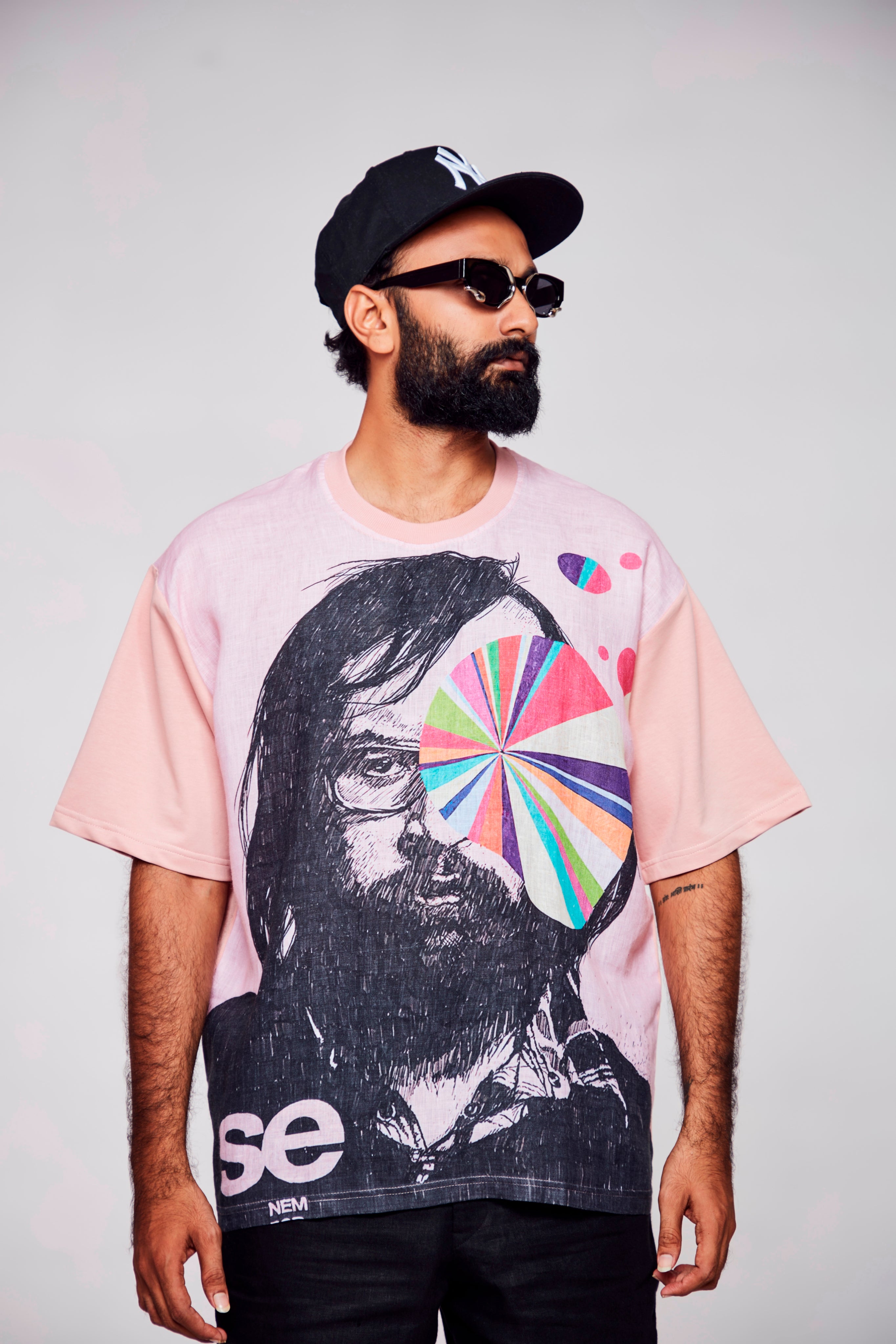 Whiskered Vision : Legendary Beardmanship - Oversize Linen Tshirt