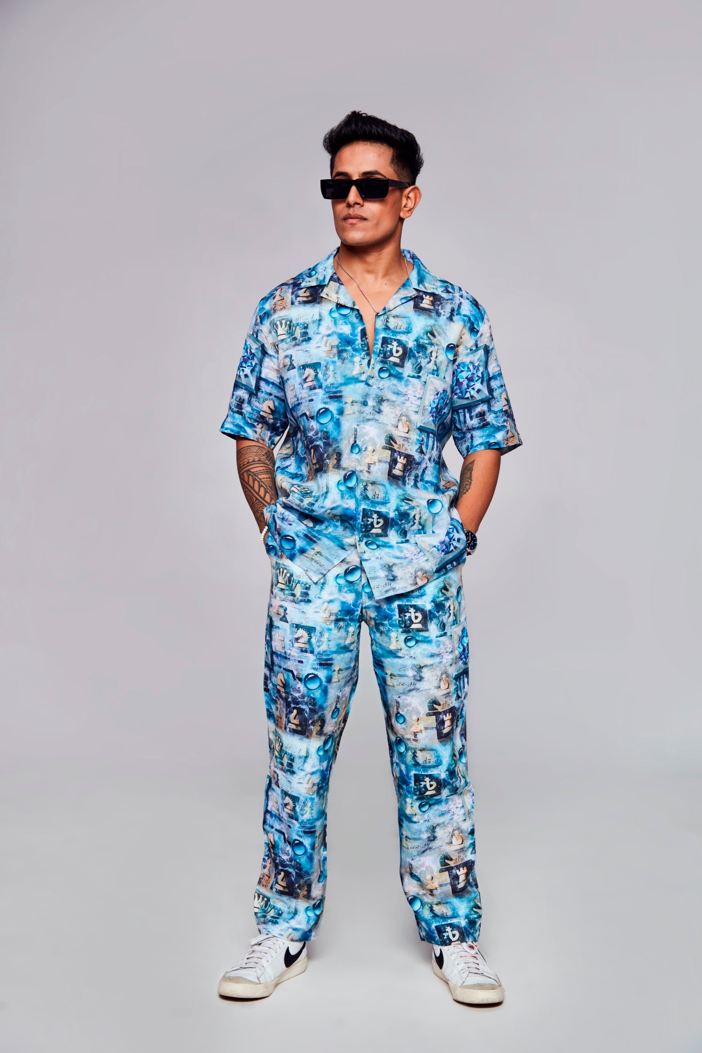 Checkmate : The Mastermind's Hawaiian Chess Delight - Pure Linen Cuban Coller Shirt