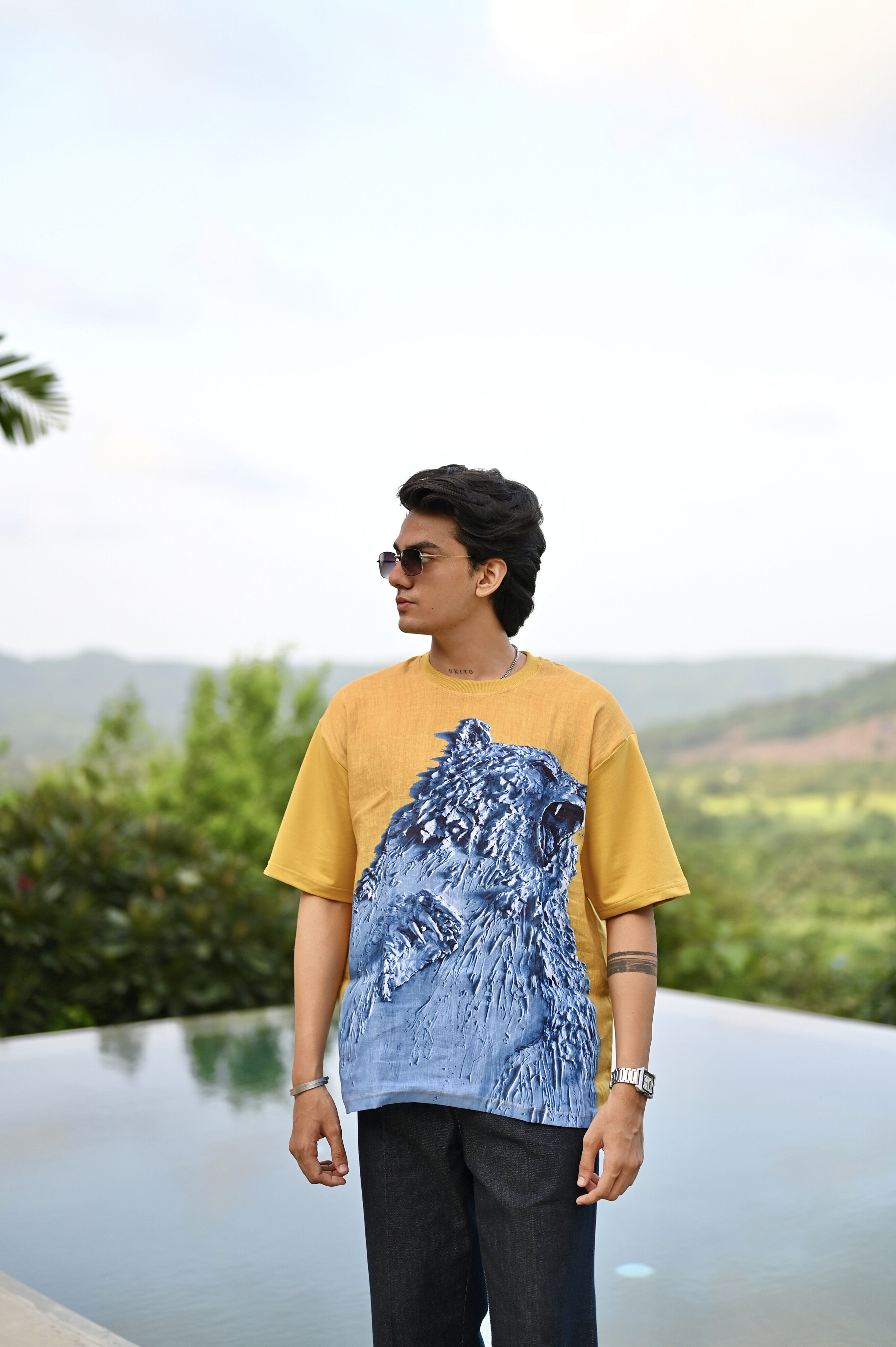 "Fearless Grizzy : Powerfull nature of 3D bear Oversize Linen Tshirt"