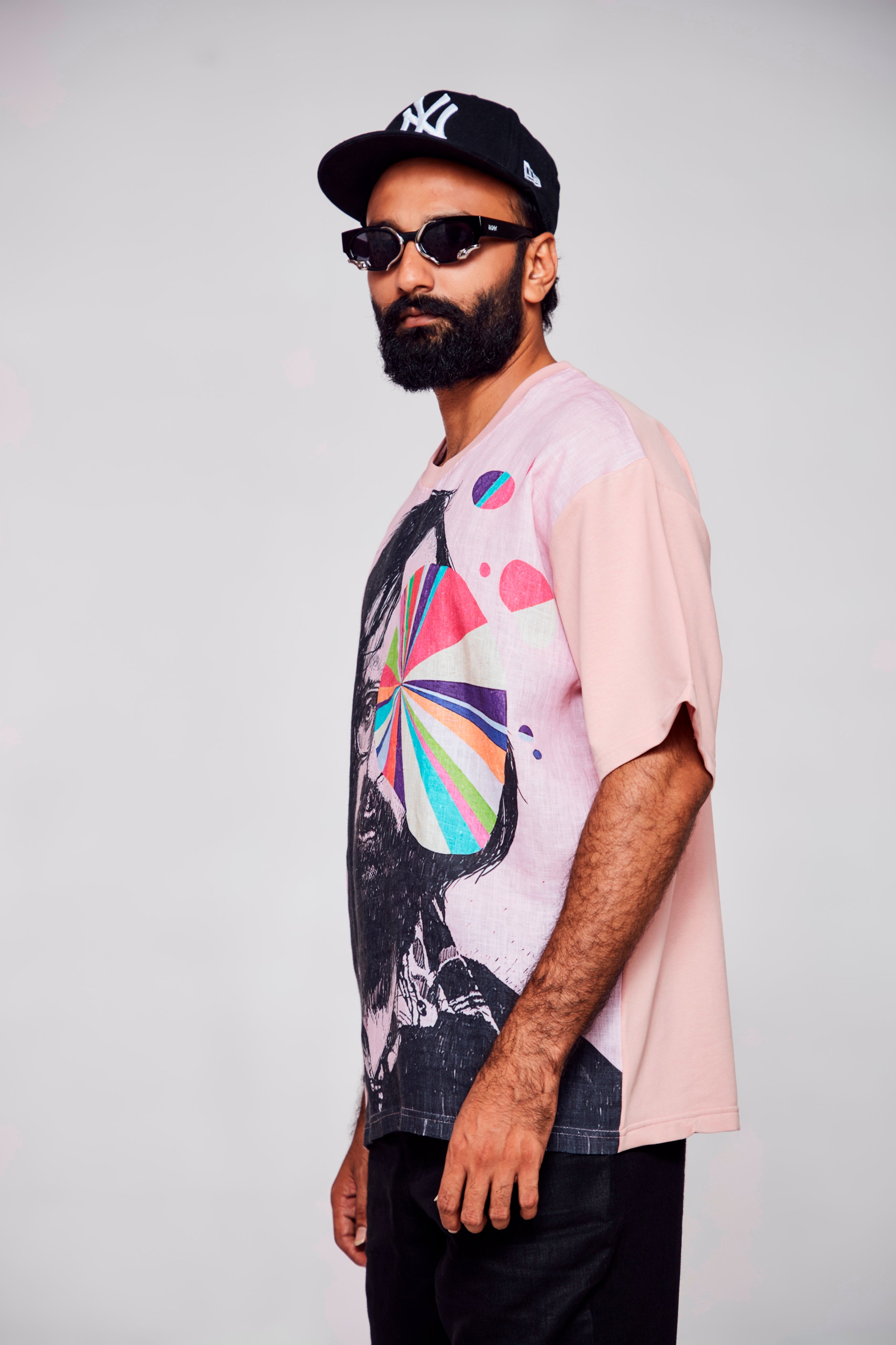 Whiskered Vision : Legendary Beardmanship - Oversize Linen Tshirt