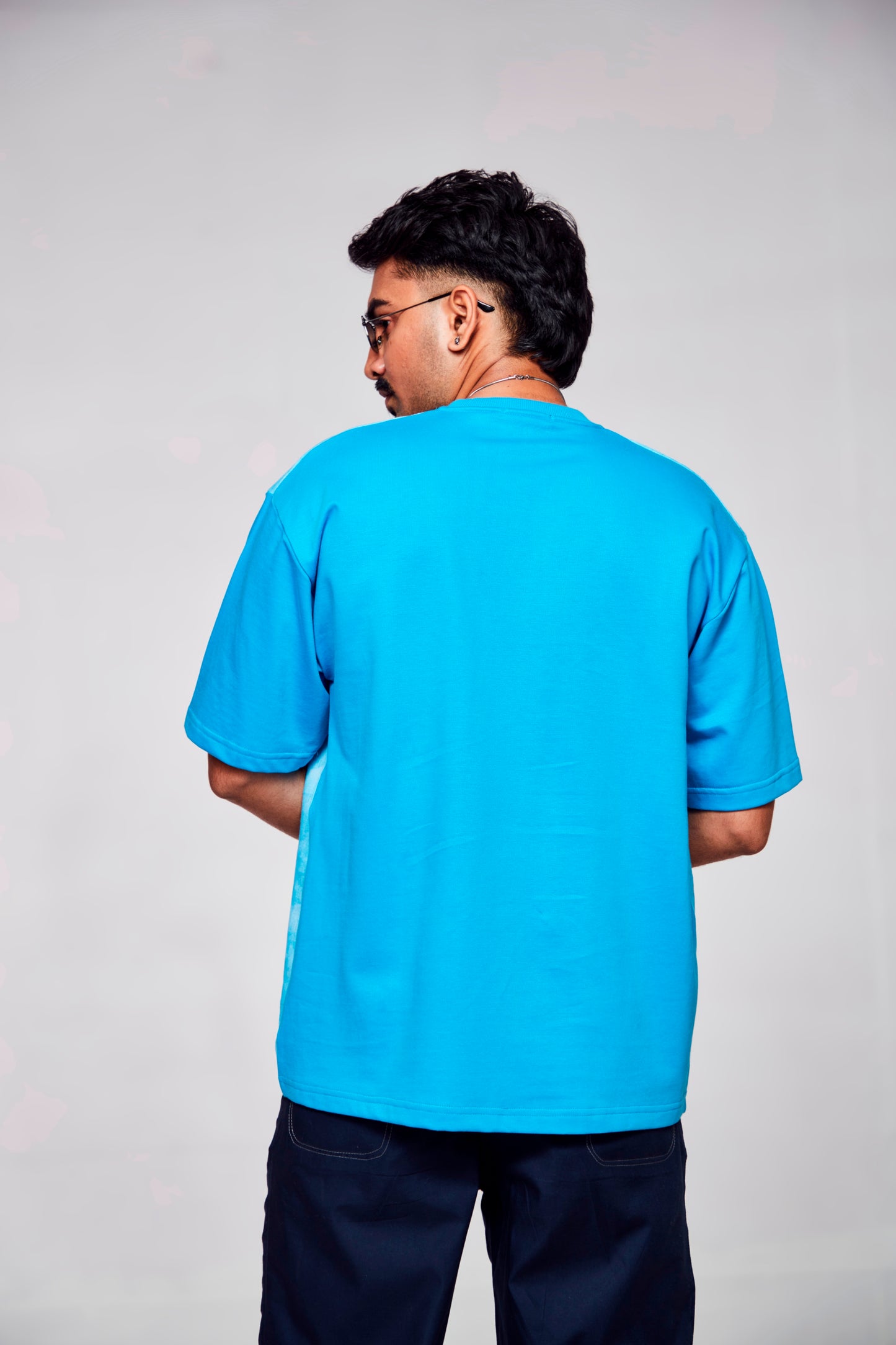 Azure Reflection : Effortless Elegance of Blue and White - Oversize Linen Tshirt