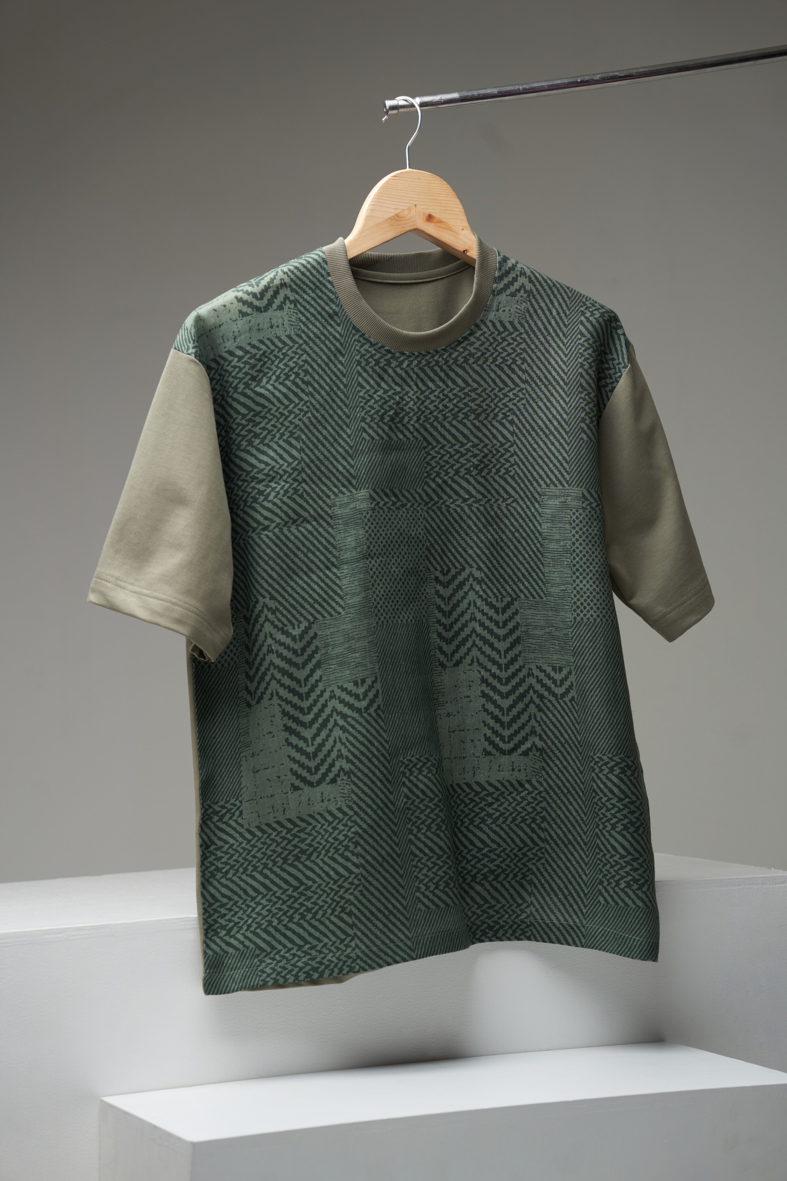 Cactus Chic (Oversize Linen T-Shirt) – AddysForMen®️